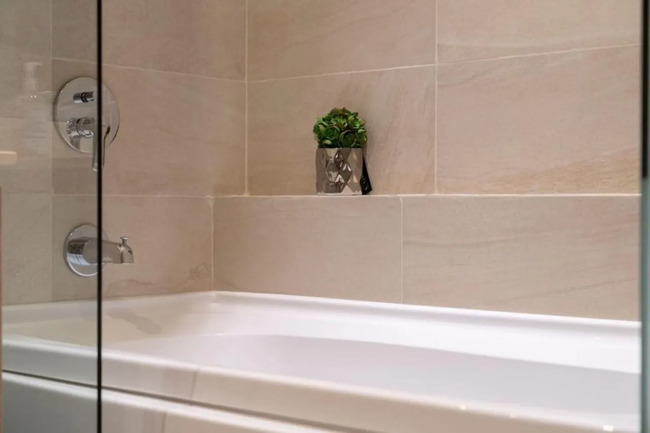 Luxurious New Ocean View 2Br Condo Near Downtown كابو سان لوكاس 0*,  المكسيك